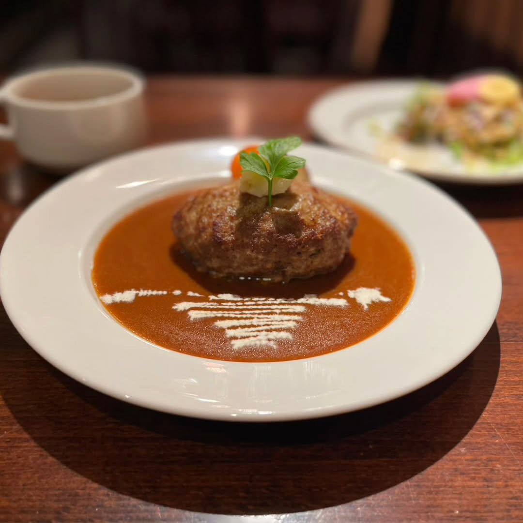 当店名物の極上ハンバーグ✨