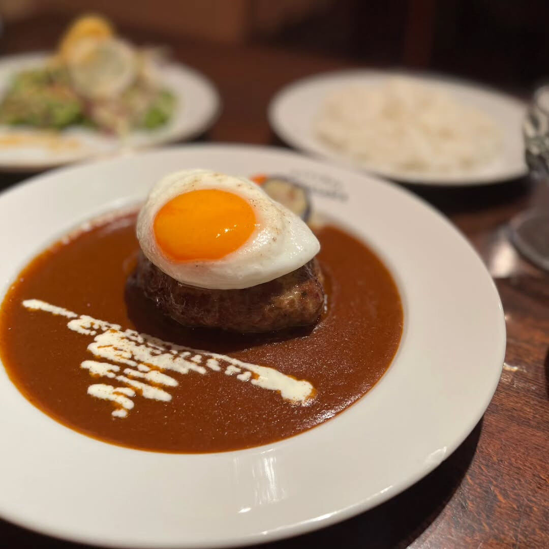 看板Menuのハンバーグと名コンビ🤎「飲めるデミグラスソース