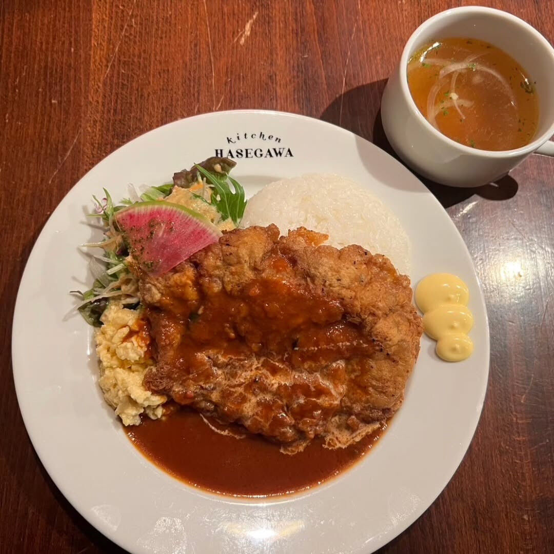 香ばしいガーリックバターチキンをぜひ🐔