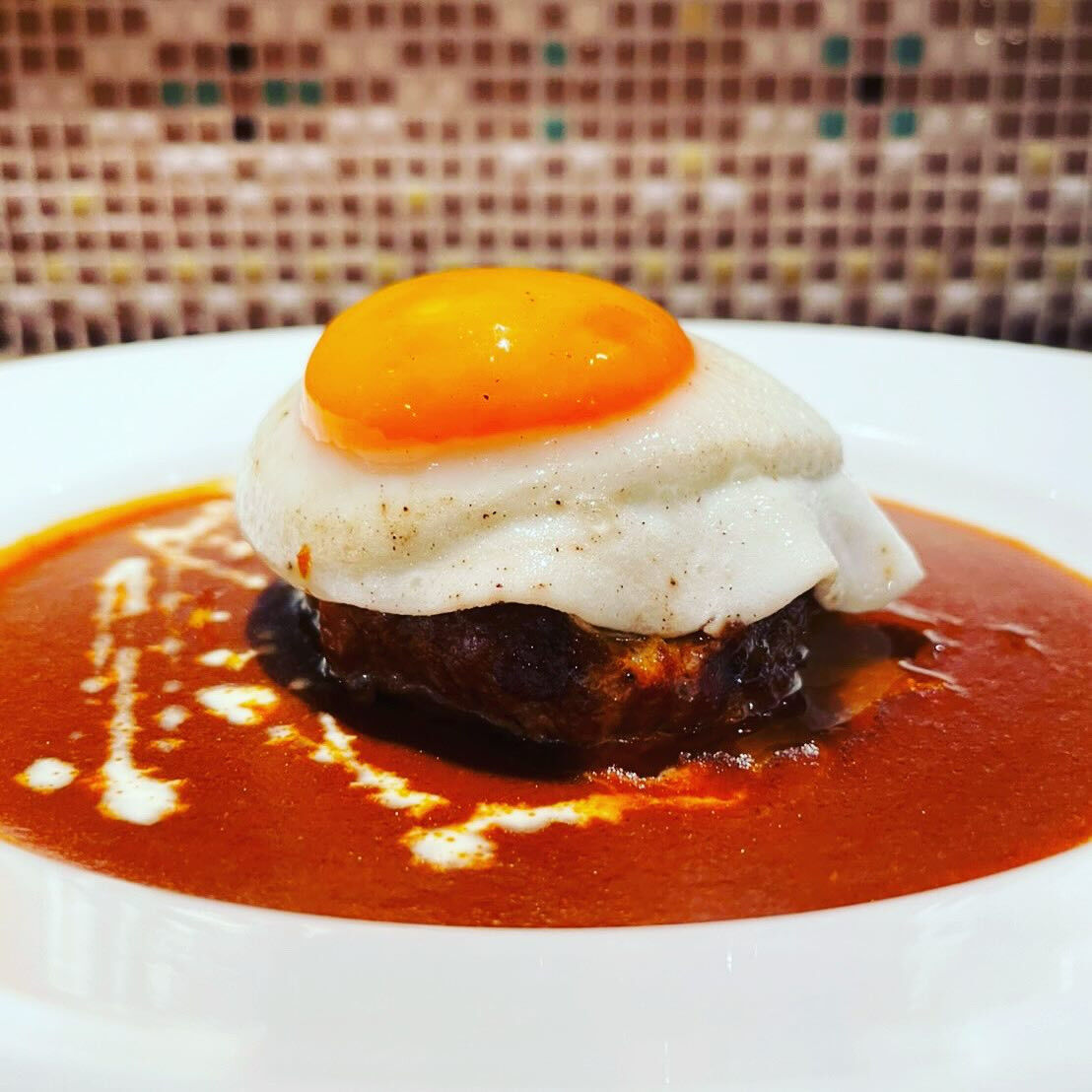 看板Menuのハンバーグと名コンビ🤎「飲めるデミグラスソース