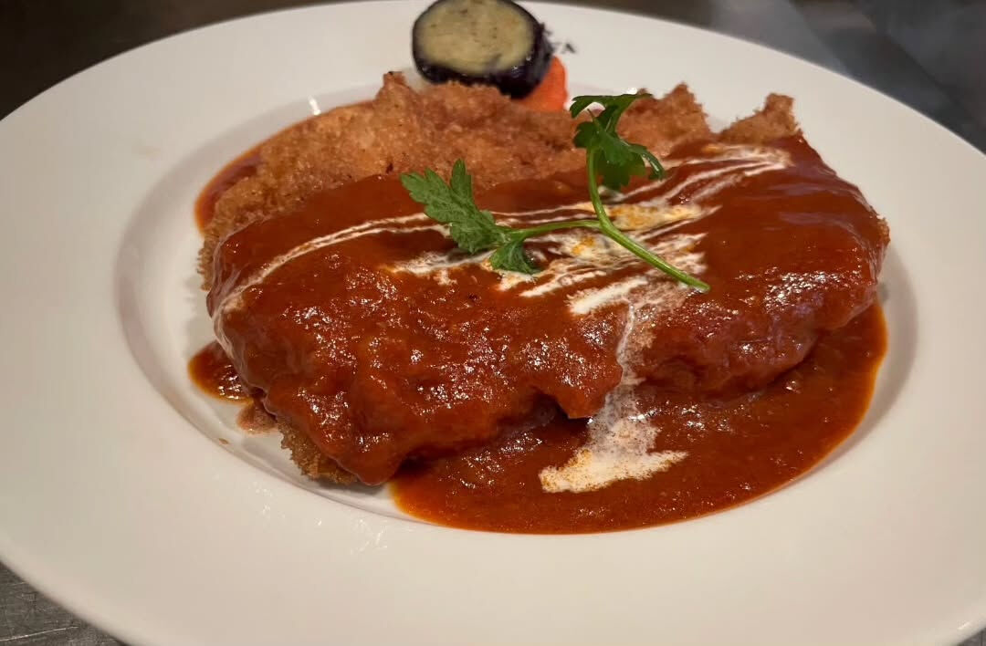 やみつきの香ばしさ！ガーリックバターチキン🐔