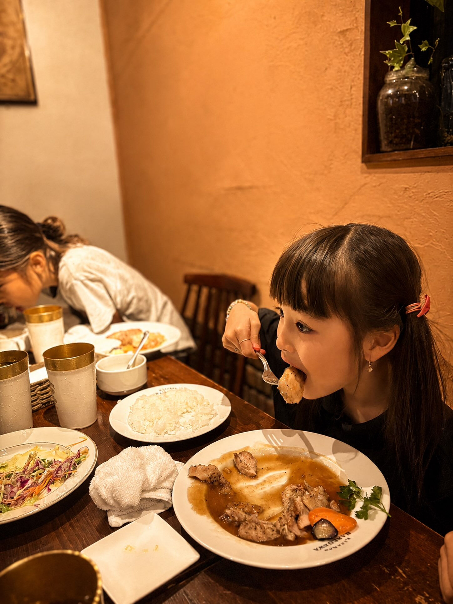 「小さな子どもがいるから、外食は行きにくいな……」